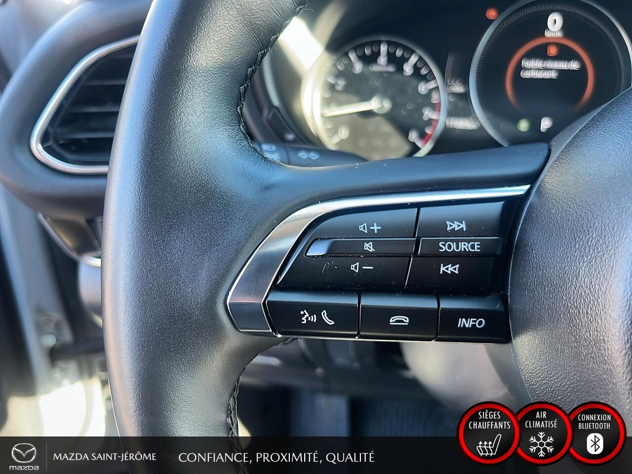 Mazda CX-30 GS LUXE | 1 PROPRIÉTAIRE | JAMAIS ACCIDENTÉ | TOIT OUVRANT | CUIR | AWD 2025 Gris Saint-Jérôme - photo #14