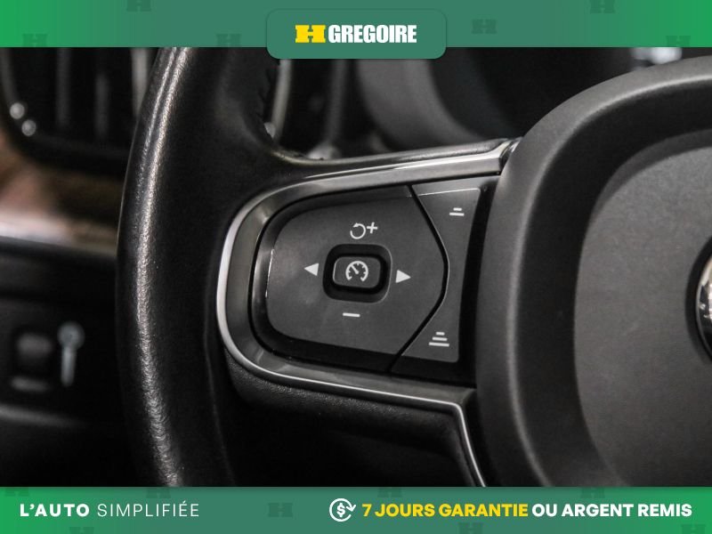 2021 Volvo XC60 White Blainville - photo #21