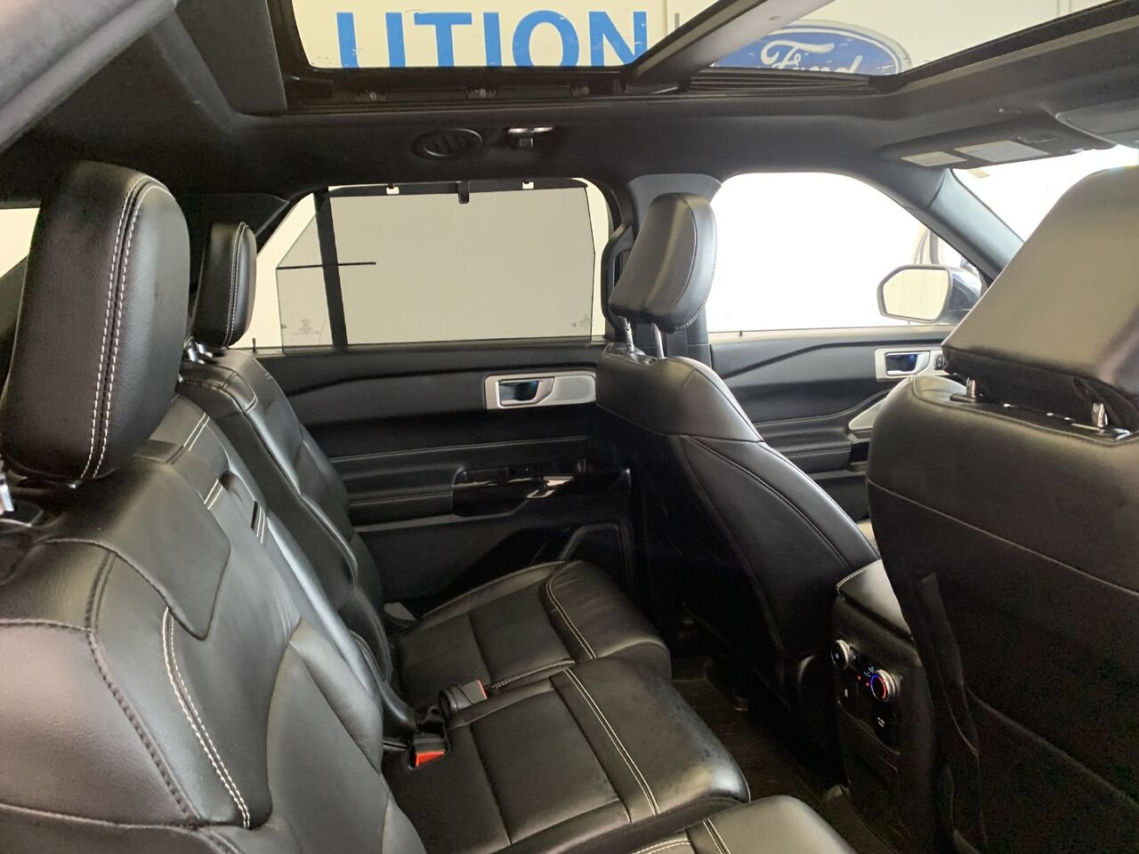 2024 Ford Explorer ST EXPLORER ST 4WD Grey Châteauguay - photo #12