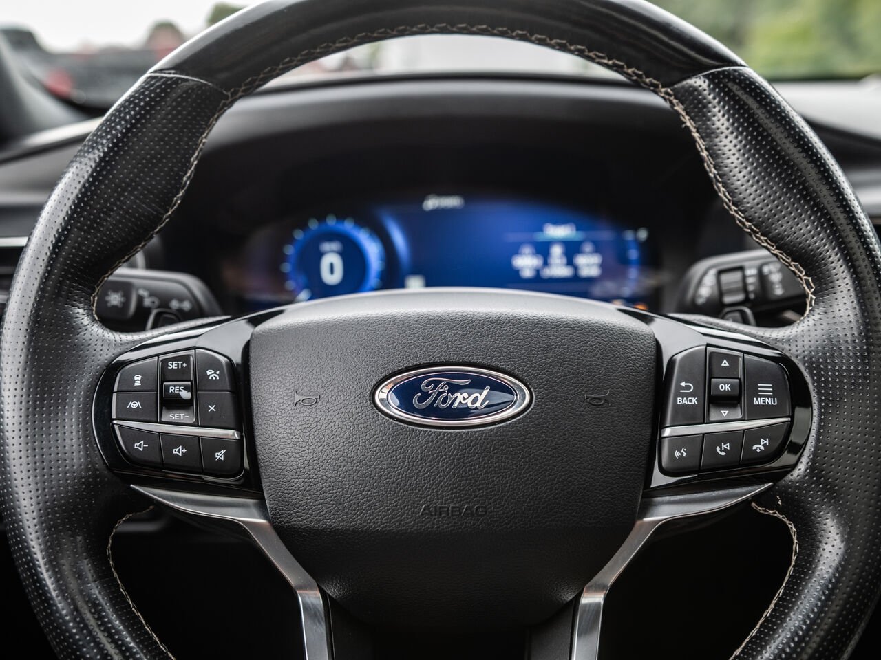 2021 Ford Explorer Blue Sainte-Julienne - photo #16
