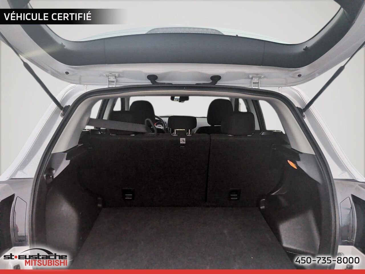 2024 Mitsubishi RVR White Saint-Eustache - photo #6