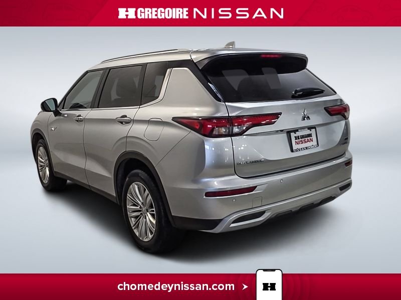 2024 Mitsubishi Outlander White Blainville - photo #5