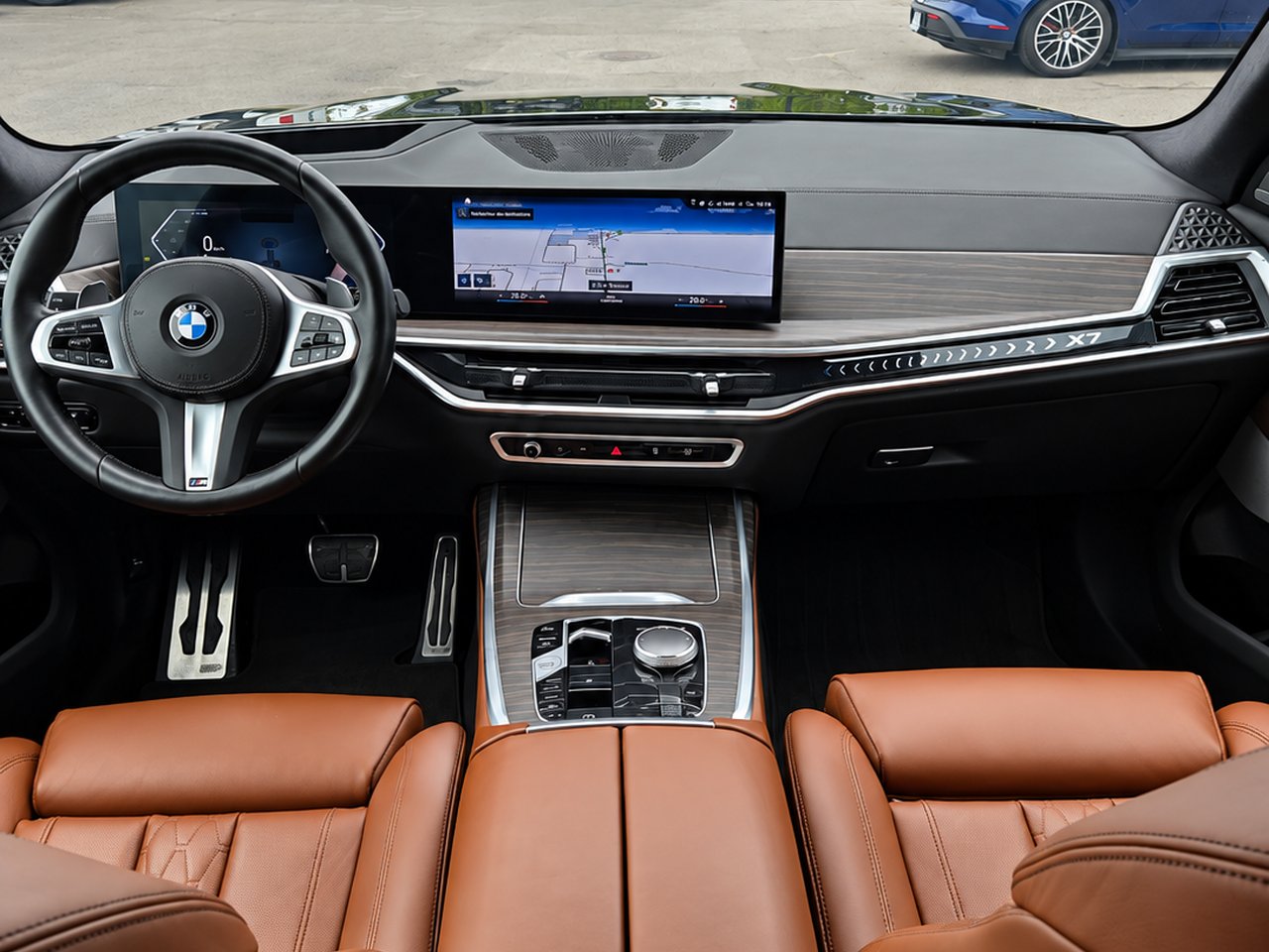 BMW X7 40i xDrive 2023 Noir Granby - photo #15