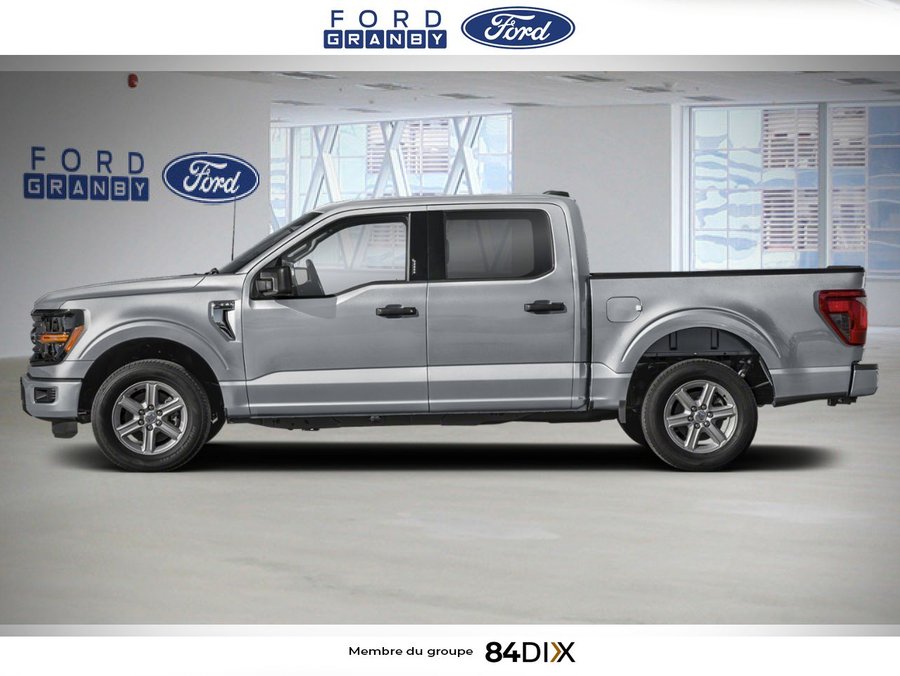 Ford F-150 XLT cabine SuperCrew 4RM caisse de 5,5 pi 2026 Argent emblématique métallisé