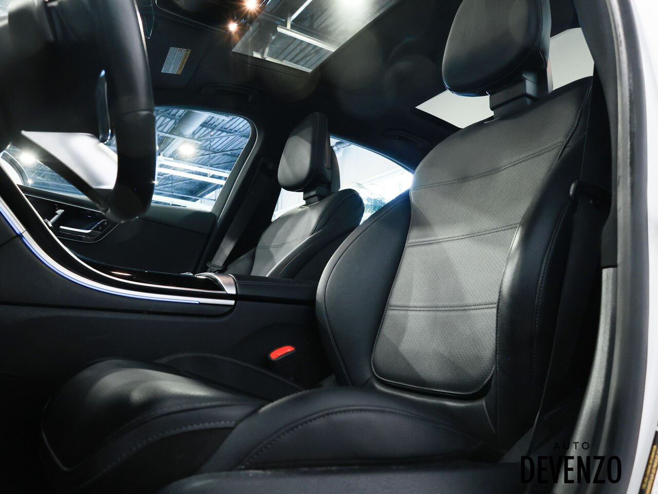 2023 Mercedes-Benz Classe-C White Saint-Eustache - photo #13