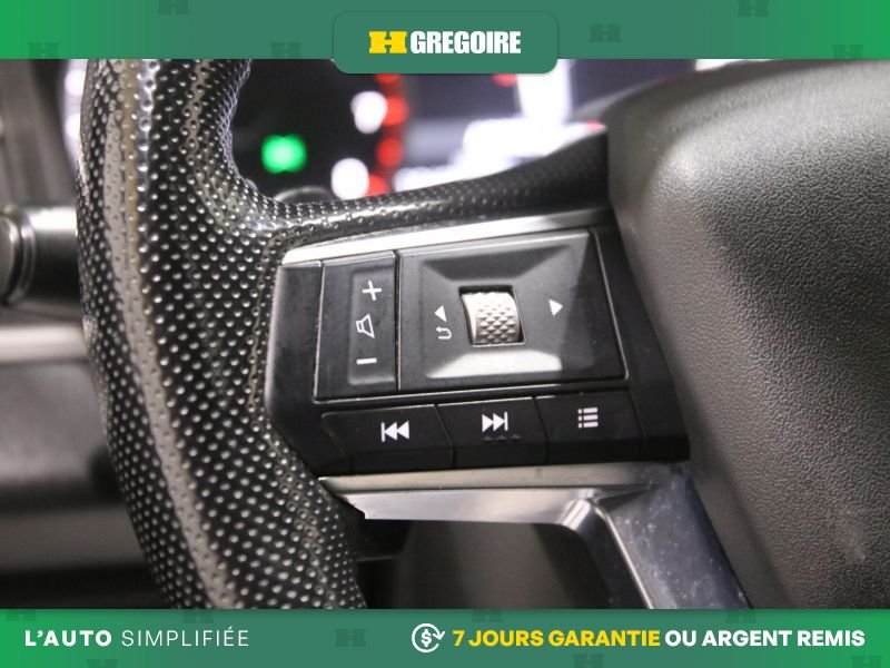 Mitsubishi Outlander 823226 | LE Premium AWD AUTO AC CUIR TOIT NAV MAGS CAM RECU 2022 Noir Laval - photo #17
