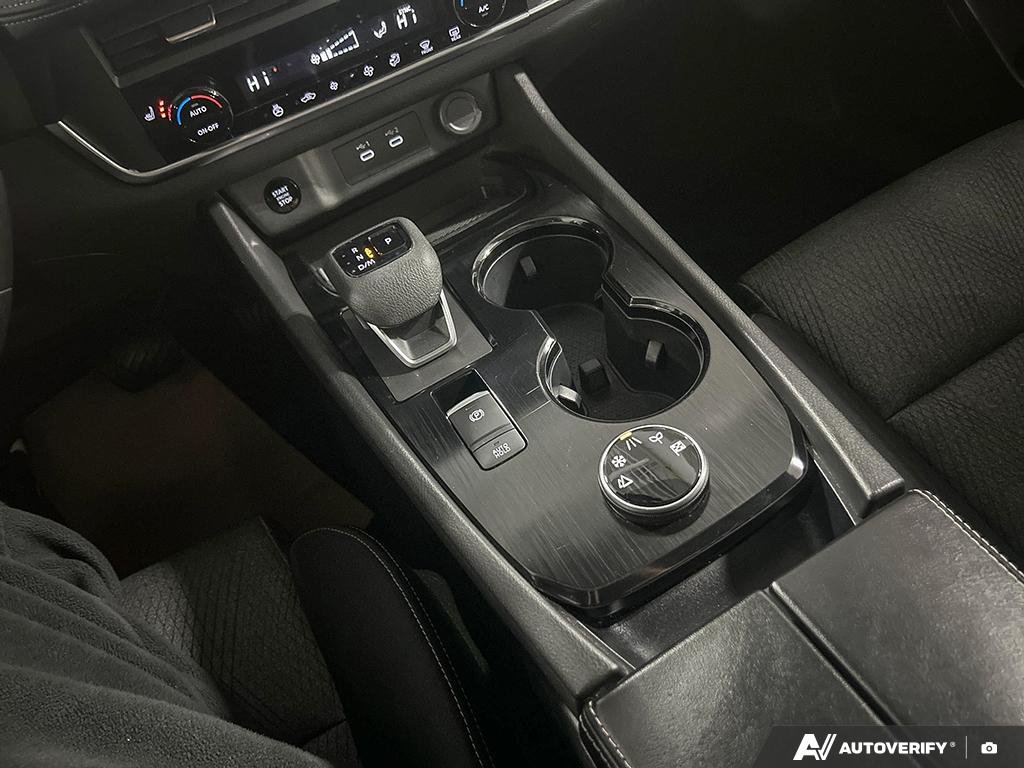 2025 Nissan Rogue 264052 | AWD SV Moonroof Grey Edmonton - photo #17