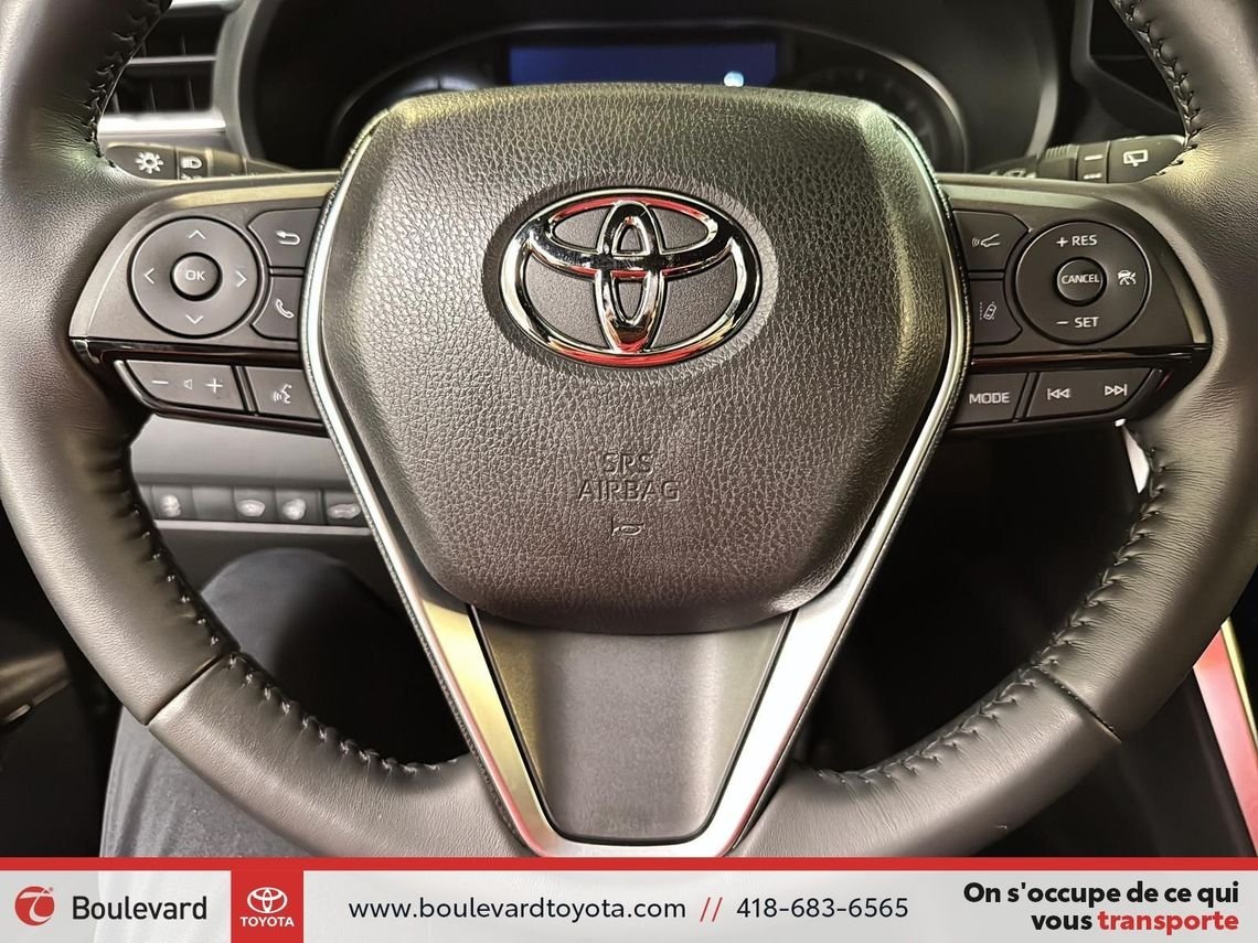 2024 Toyota Venza 98389A-95 | XLE Blue Québec - photo #14