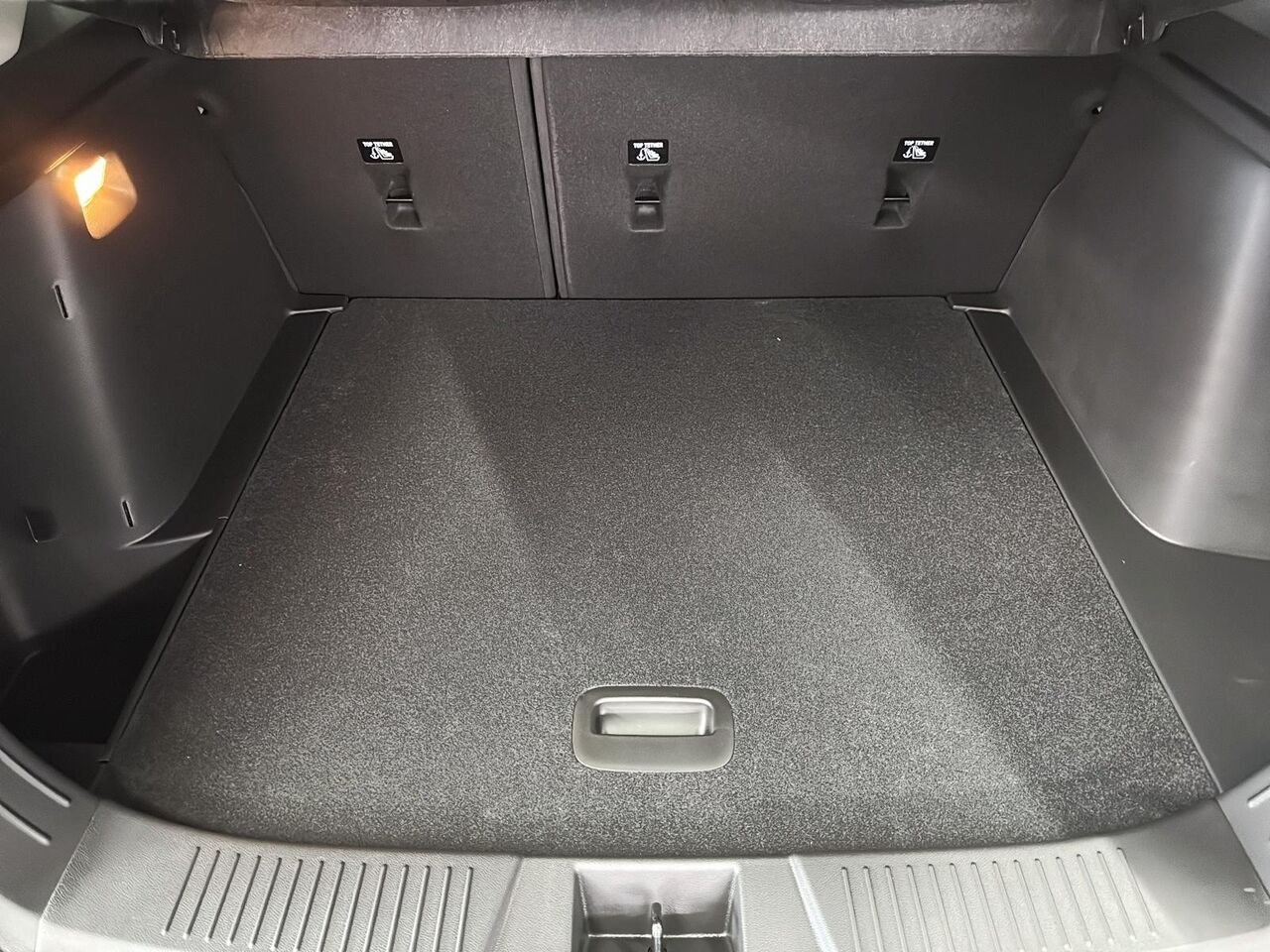 Chevrolet Trax ACTIV 4 portes TA 2026 GRIS STERLING METALLISE Saint-Hyacinthe - photo #5