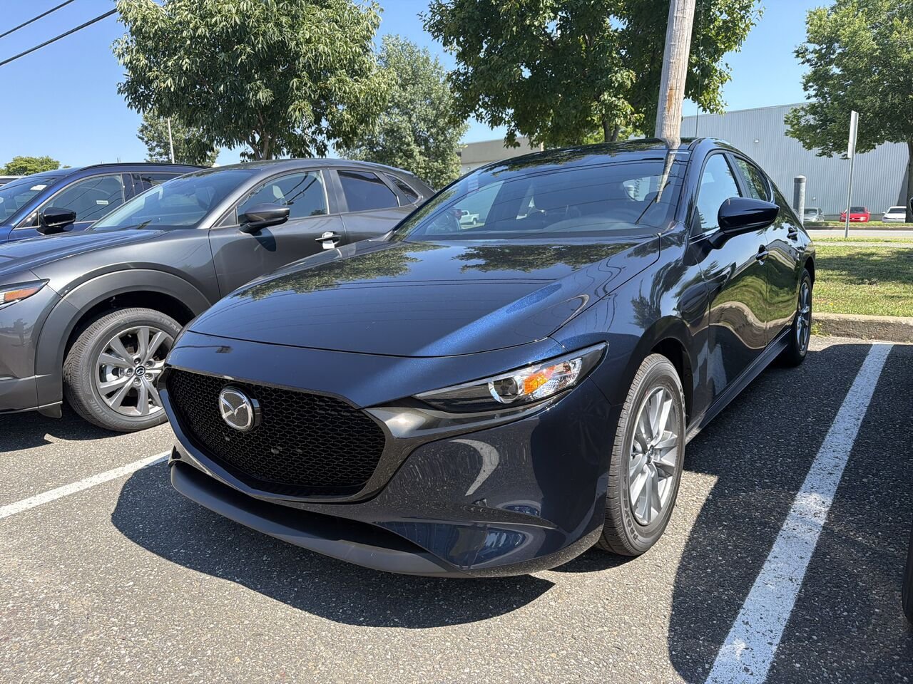 2026 MAZDA Mazda3 Sport Deep Crystal Blue Mica Ste-Marie - photo #0