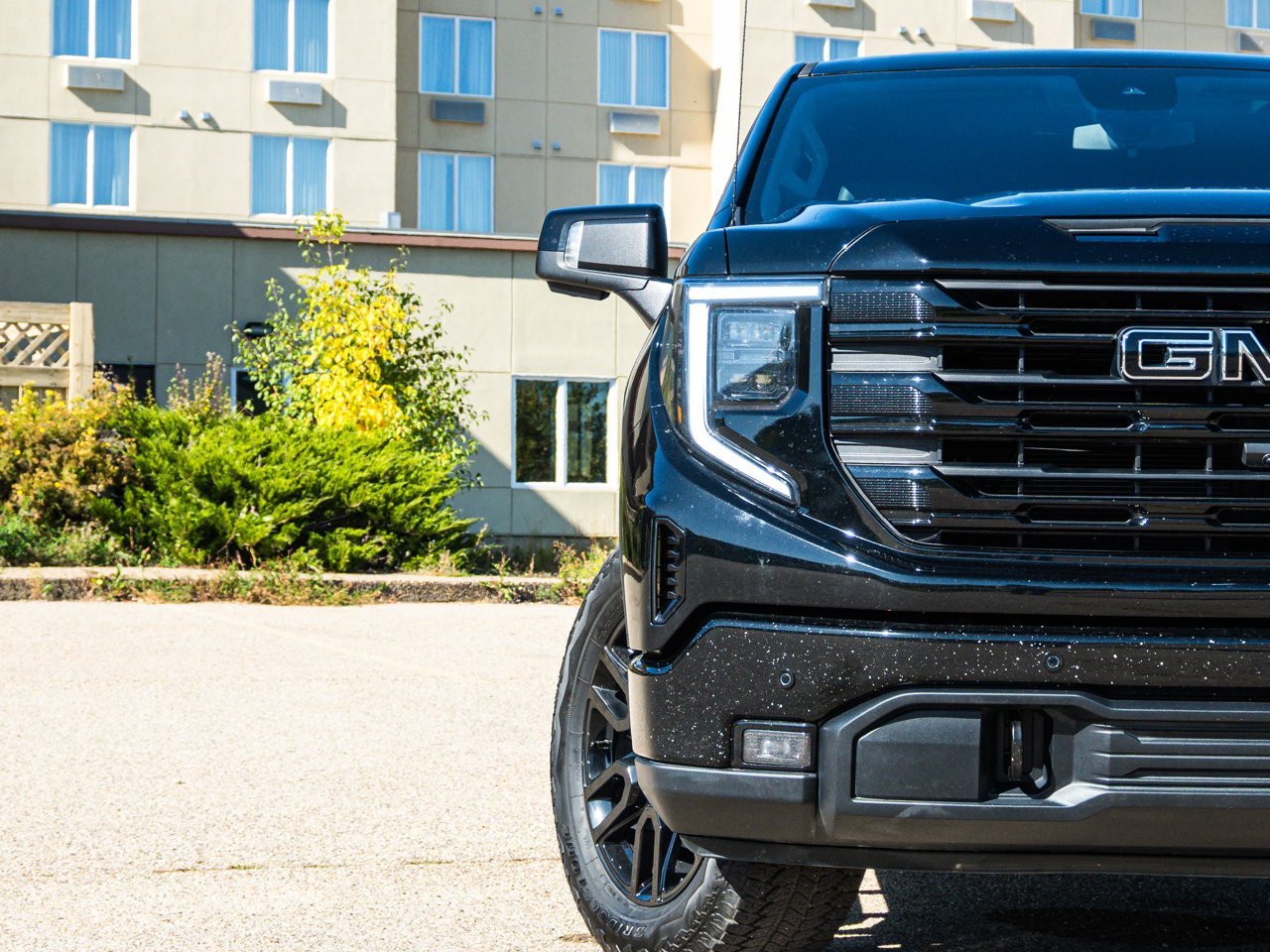 2026 GMC Sierra 1500 4WD Crew Cab 147 Elevation Black Sherwood Park - photo #5