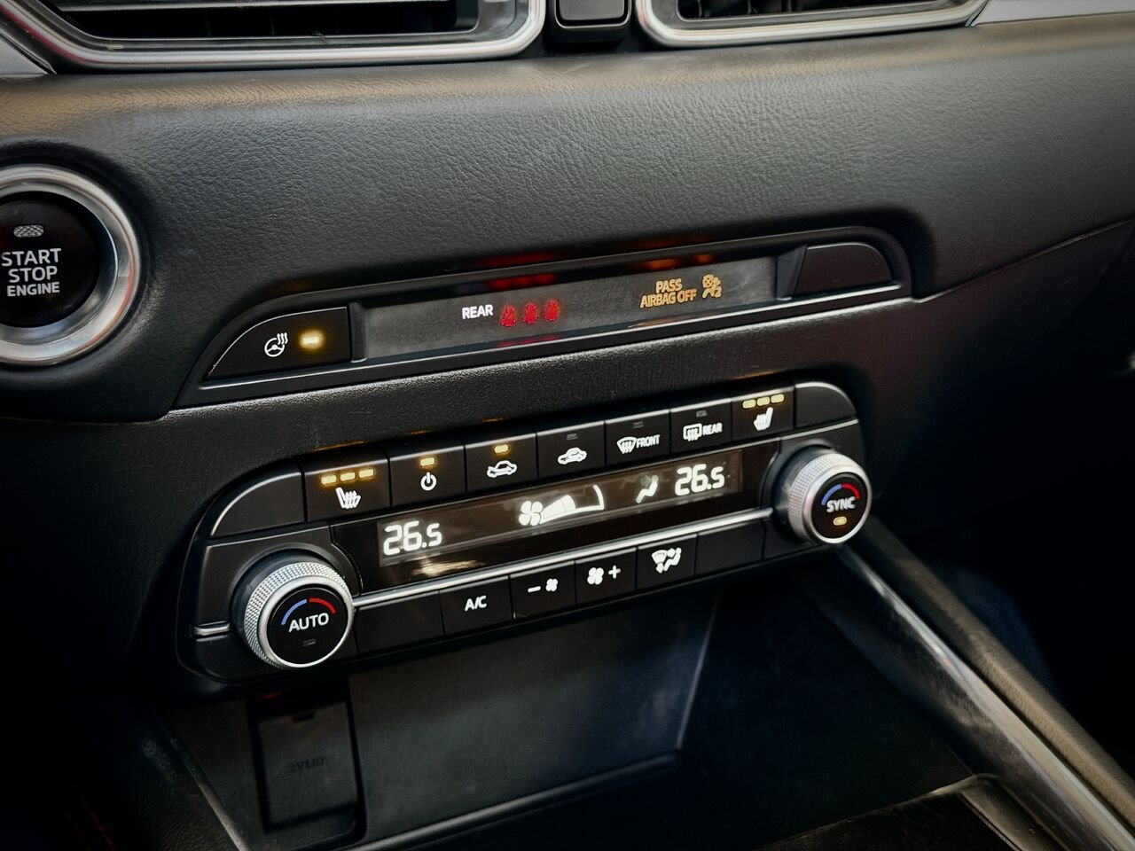 2021 Mazda CX-5 Black Notre-Dame-des-Prairies - photo #26