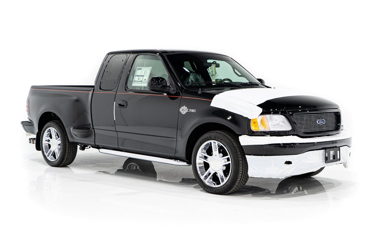 Ford F-150 Harley Davidson Edition In Delivery Packaging 2000 Noir Montréal - photo #46