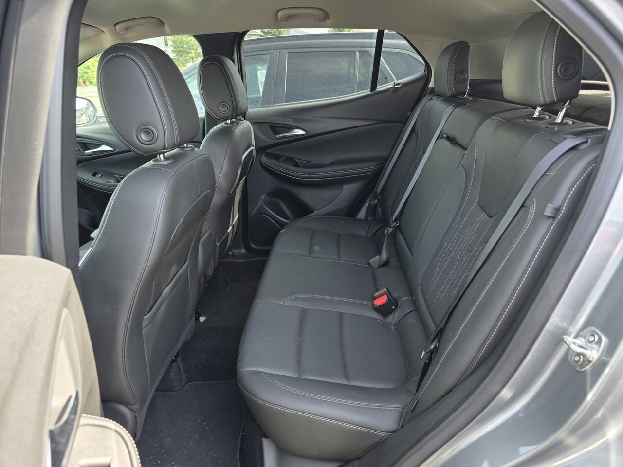 2024 Buick Encore GX Avenir Grey Rouyn-Noranda - photo #54