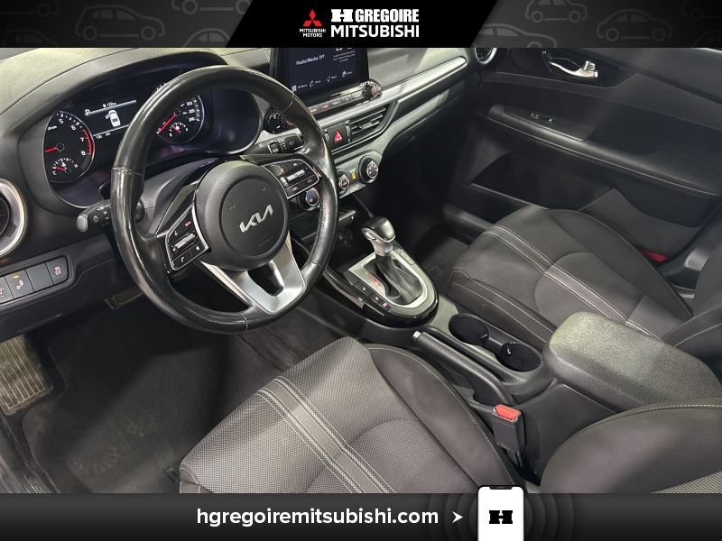 2022 Kia Forte Blue Blainville - photo #16