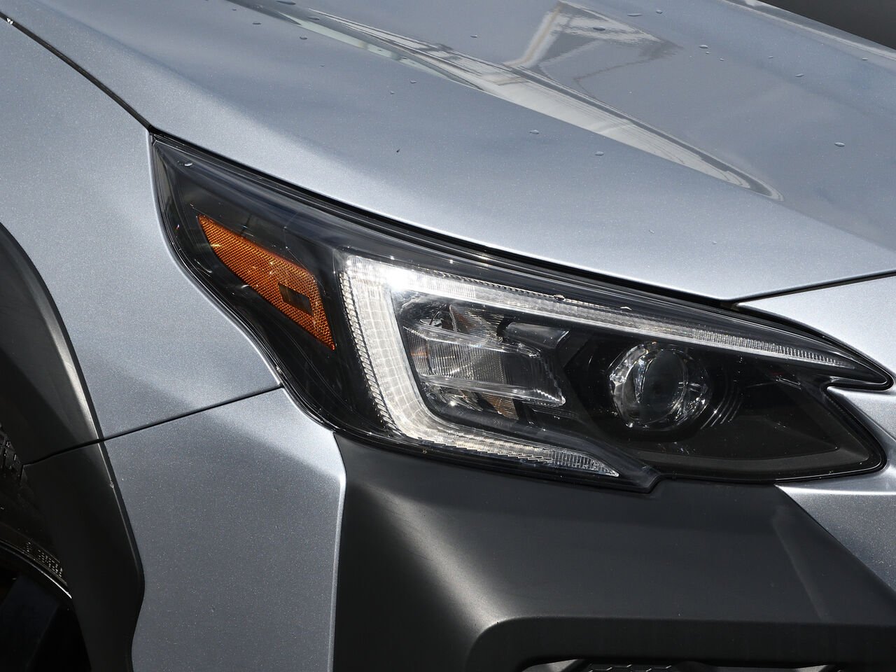 2024 Subaru Outback Wilderness Silver Saint-Hyacinthe - photo #10