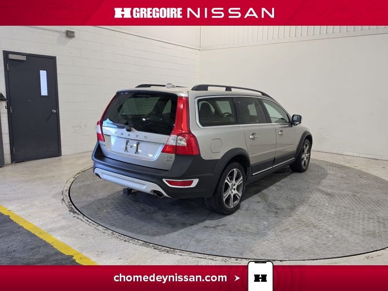 Volvo XC70 2012 Beige Laval - photo #8