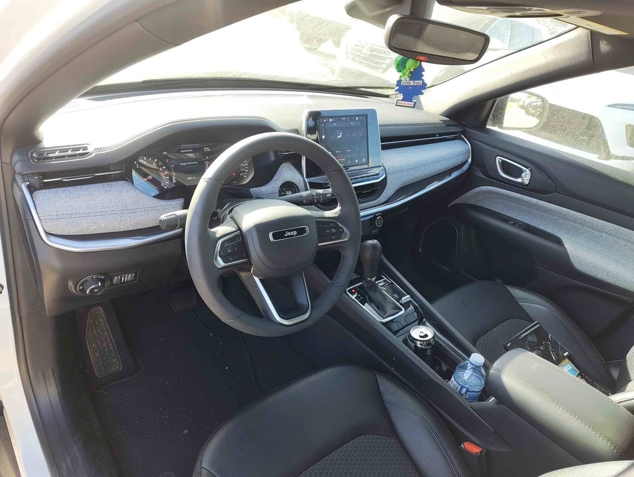 2026 Jeep Compass North 4x4 White Sherwood Park - photo #6