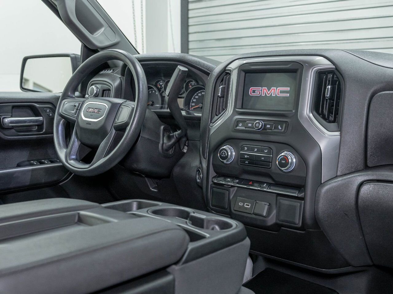 GMC Sierra 1500 PRO CREW 4X4 *CARPLAY* BLUETOOTH CAMERA WIFI USB 2024 Noir Saint-Jérôme - photo #25
