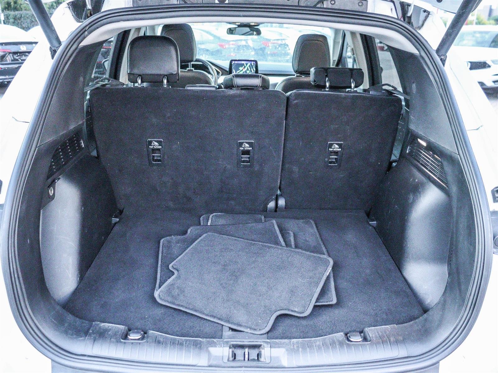 Ford Escape SEL 2020 White Ottawa & Gatineau - photo #18