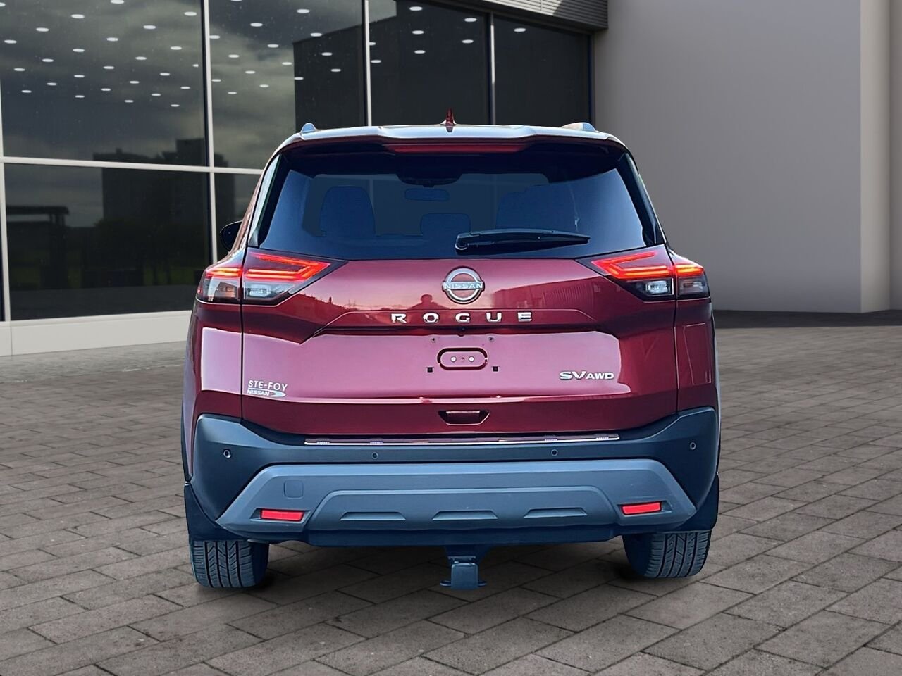 2022 Nissan Rogue SV TI Red Québec - photo #4