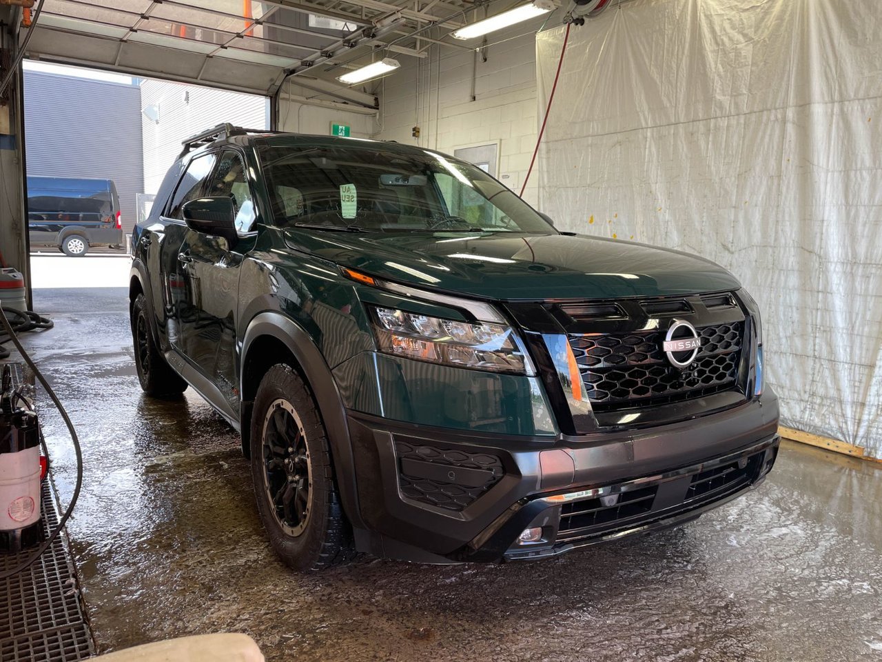 Nissan Pathfinder ROCK CREEK AWD *8 PLACES* SIÈGES CHAUF REG ADAPT 2023 Vert Saint-Jérôme - photo #8