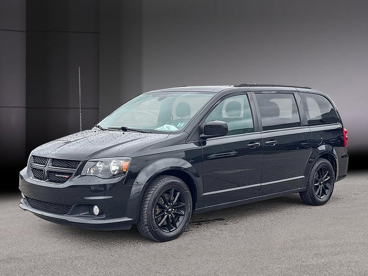 Dodge Grand Caravan 2C4RDGEG1LR205511 2020 Noir Mirabel - photo #0