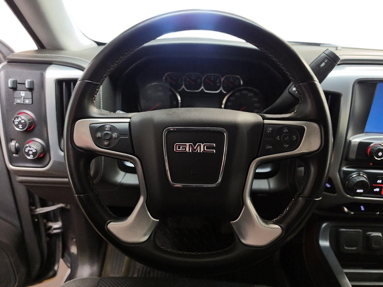 GMC SIERRA 1500 2015 Baie-Comeau - photo #11