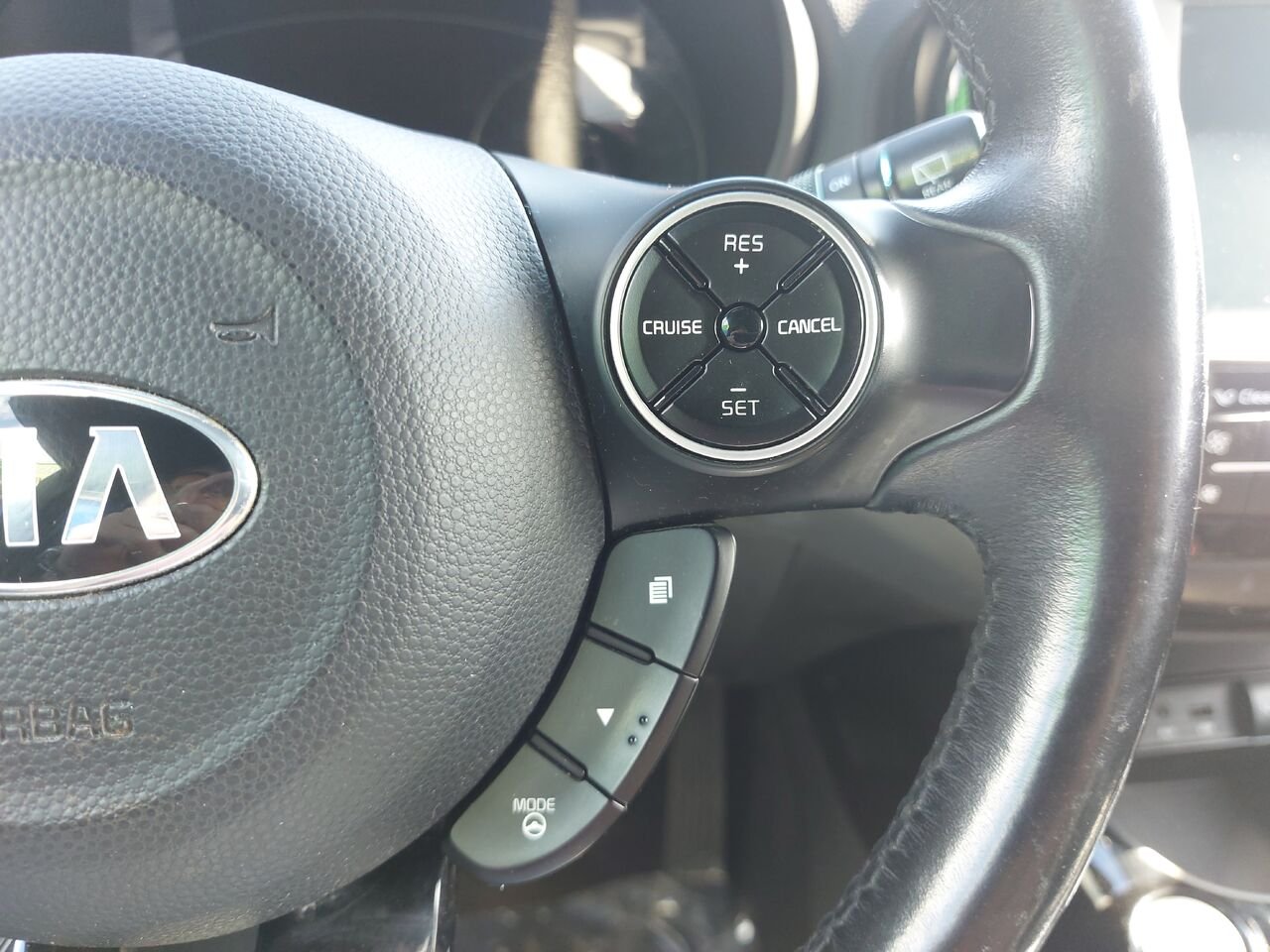 2015 Kia Soul Black  - photo #16