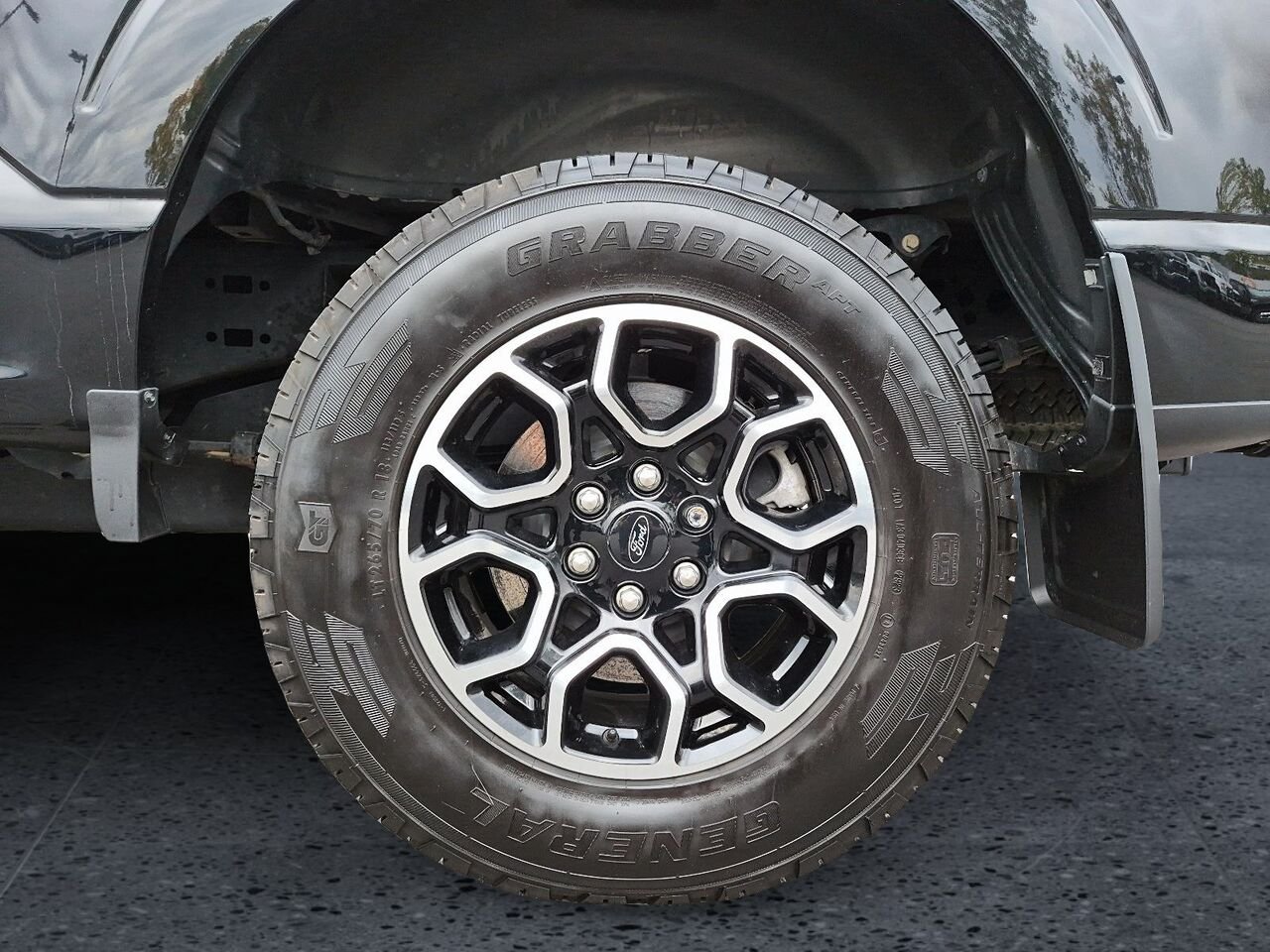 2023 Ford F-150 Black Saint-Jérôme - photo #6