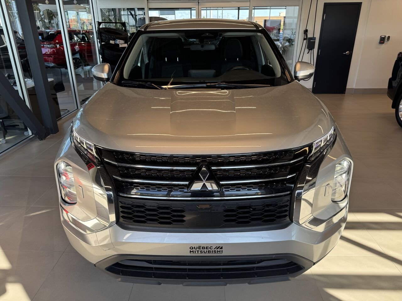 Mitsubishi Outlander 2023 Argent Saint-Eustache - photo #5