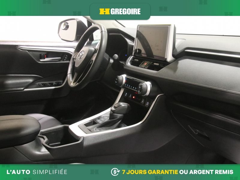 2023 Toyota Rav 4 White Saint-Eustache - photo #33