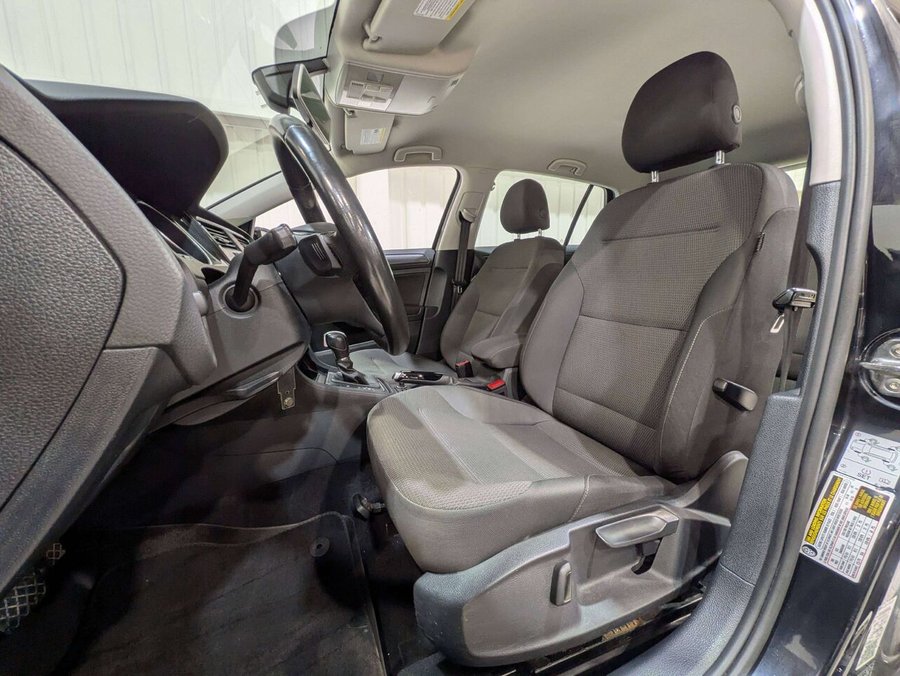 Volkswagen Golf Comfortline 5-door Auto 2019 Noir
