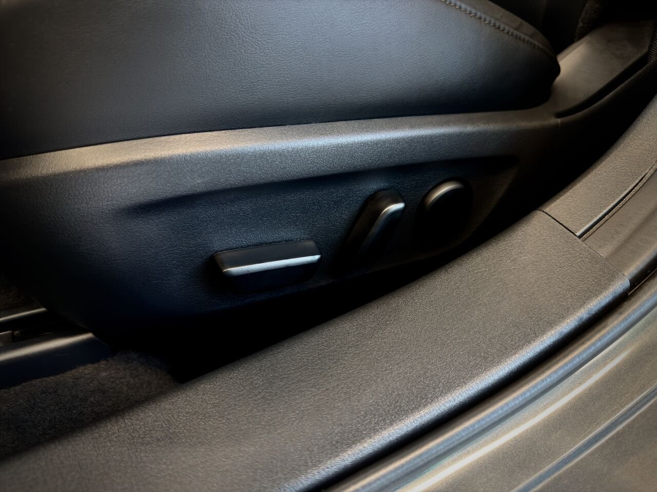 2025 Mazda Mazda3 Grey Notre-Dame-des-Prairies - photo #32