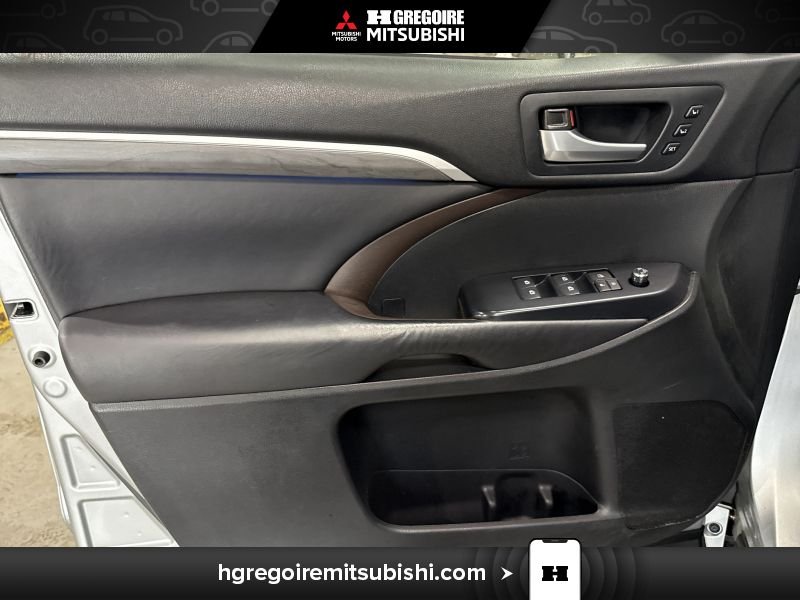 2017 Toyota Highlander HYBD Grey Blainville - photo #12
