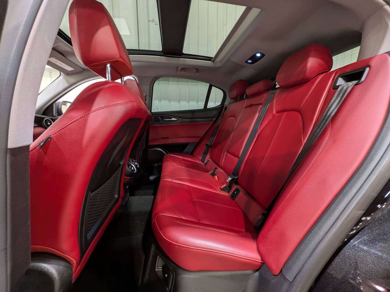 2020 Alfa Romeo Stelvio AWD Black Val-David - photo #11