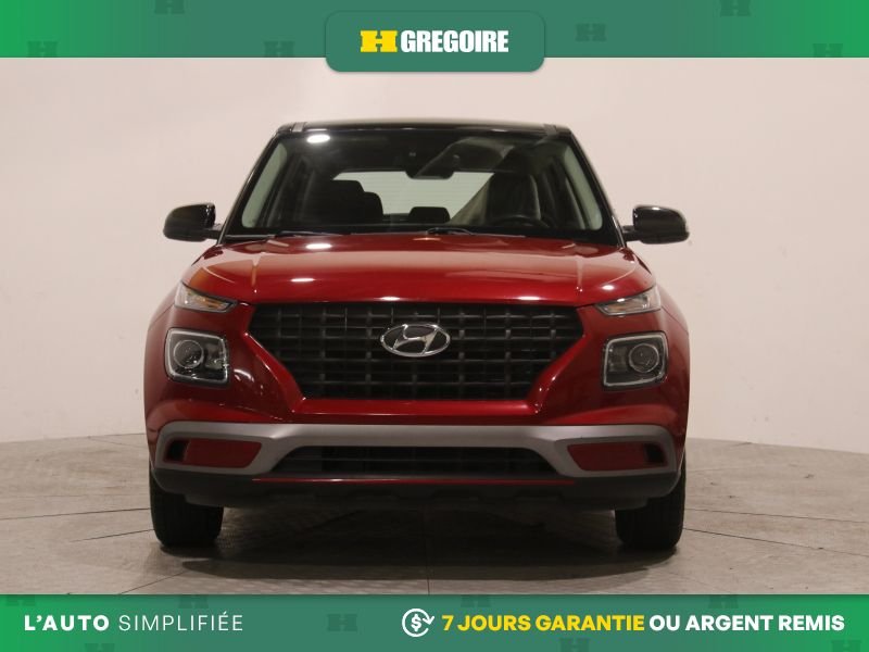 2021 Hyundai Venue Red Laval - photo #1