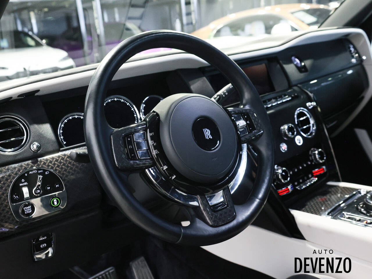 2023 Rolls-Royce Cullinan Black Saint-Eustache - photo #11