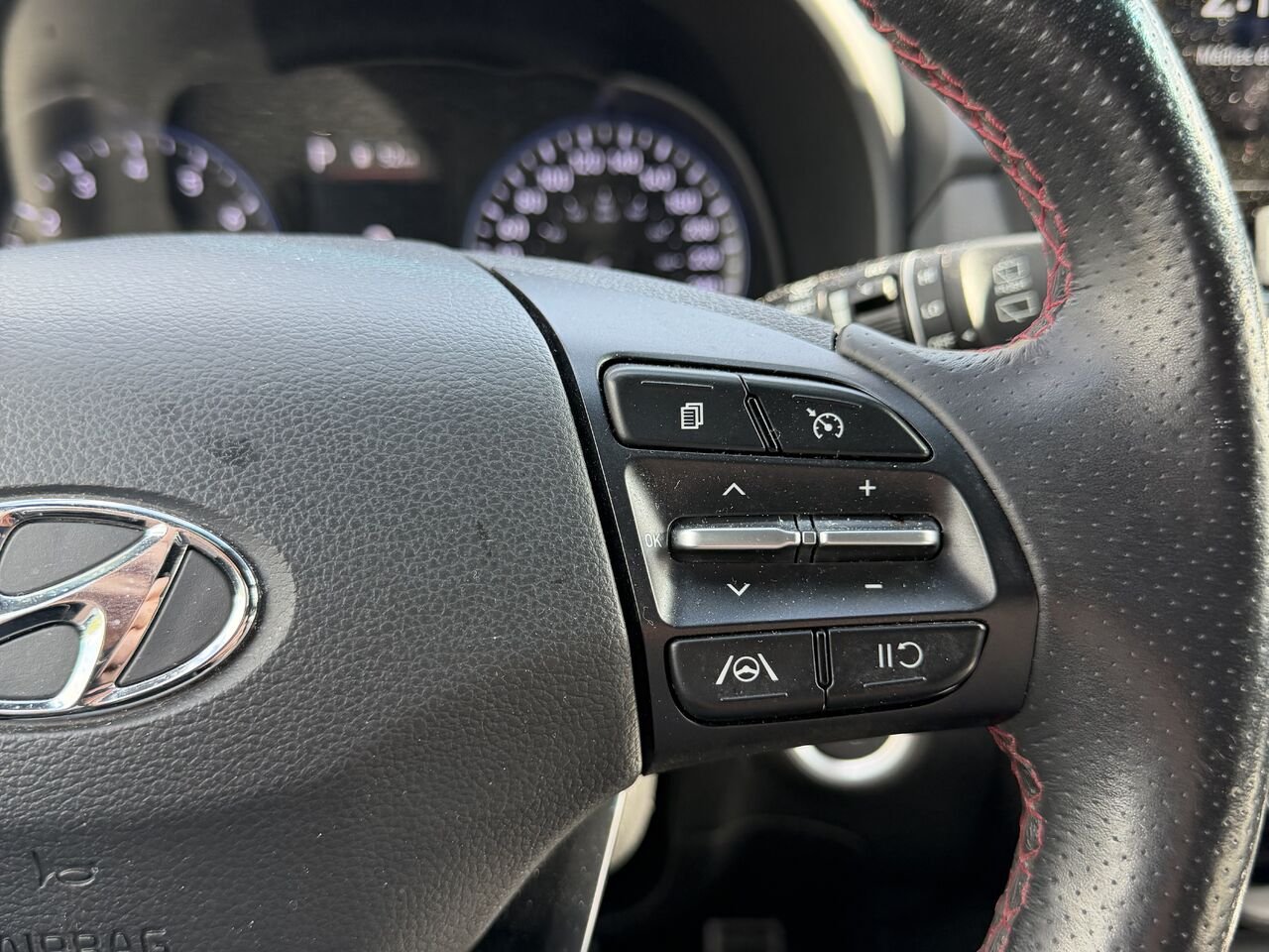 Hyundai Kona 1.6T N Line TI avec toit bicolore 2023 Gris Châteauguay - photo #17