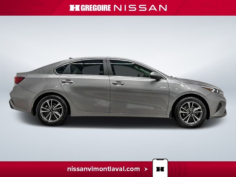 2023 Kia Forte Grey Saint-Eustache - photo #10