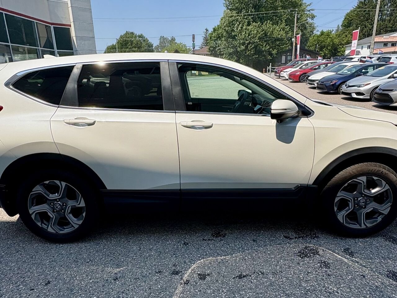 2018 Honda CR-V White Mont-Laurier - photo #7