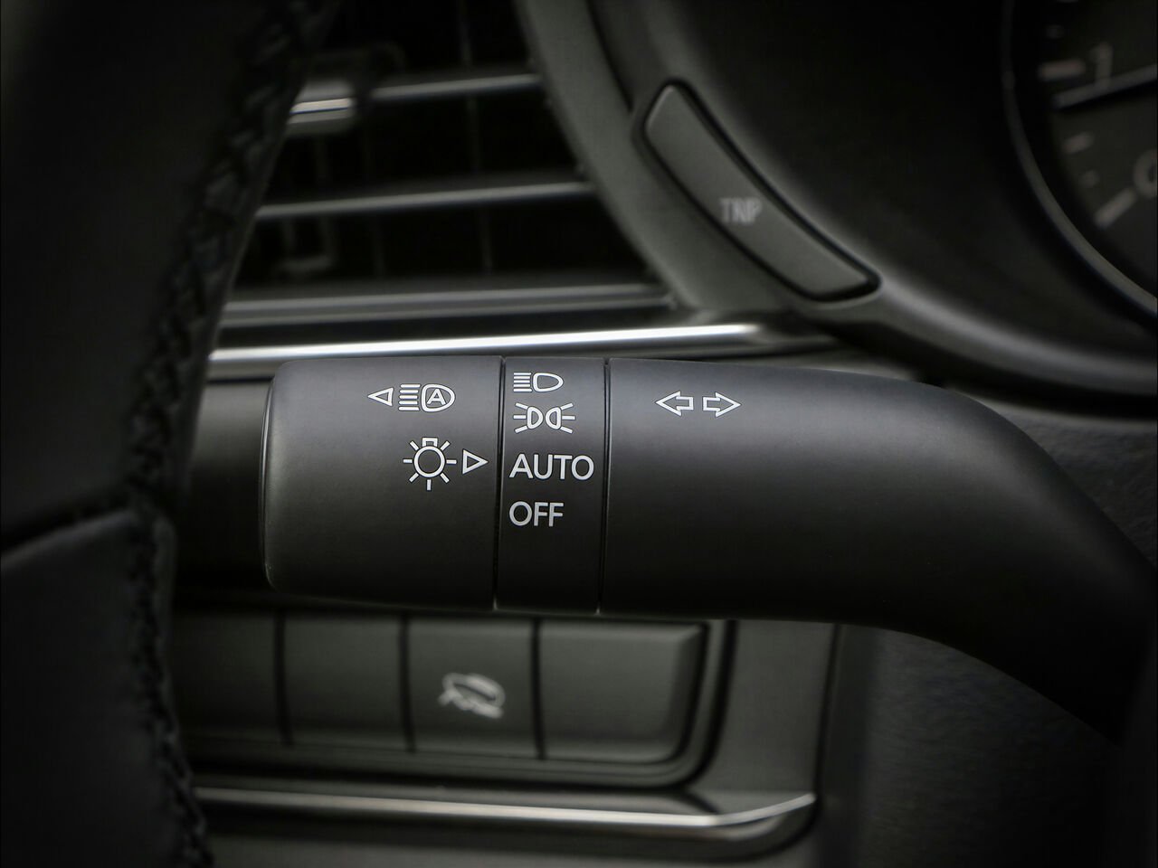 2026 MAZDA CX-30 Deep Crystal Blue Mica Notre-Dame-des-Prairies - photo #10