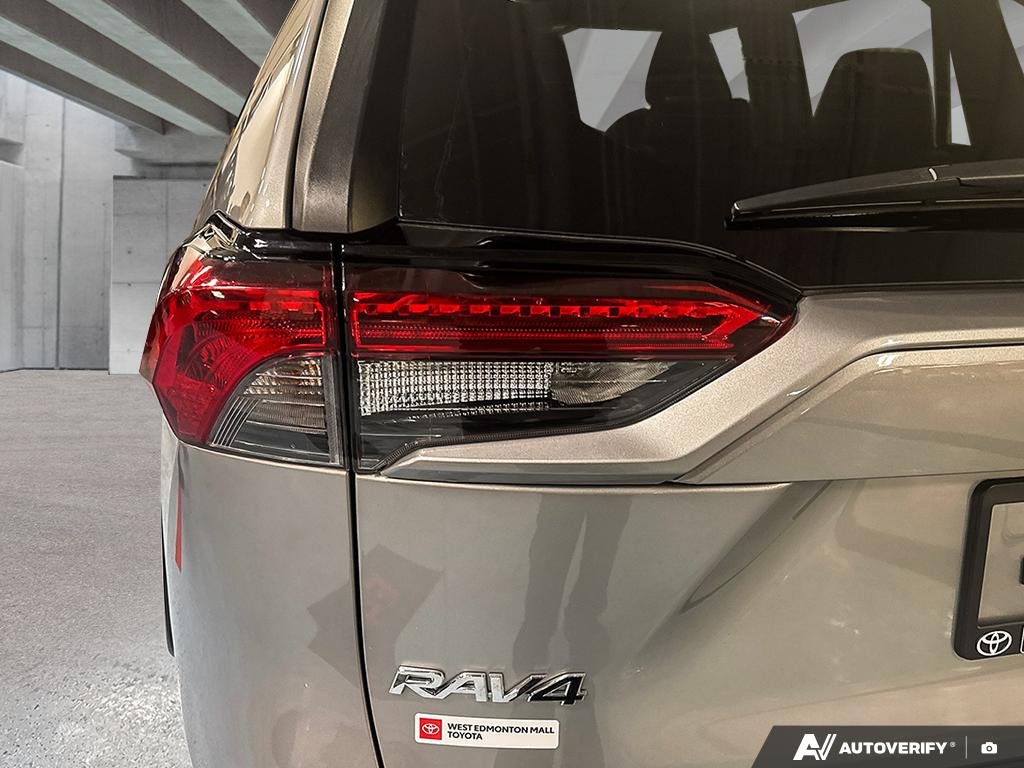 2021 Toyota RAV4 2602370A | XLE Silver Edmonton - photo #10