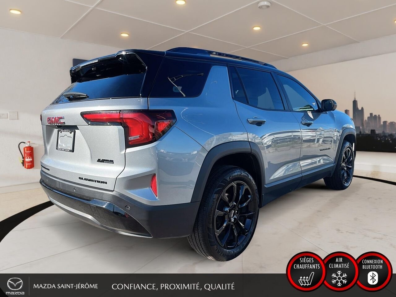 2025 GMC Terrain Grey Saint-Jérôme - photo #5