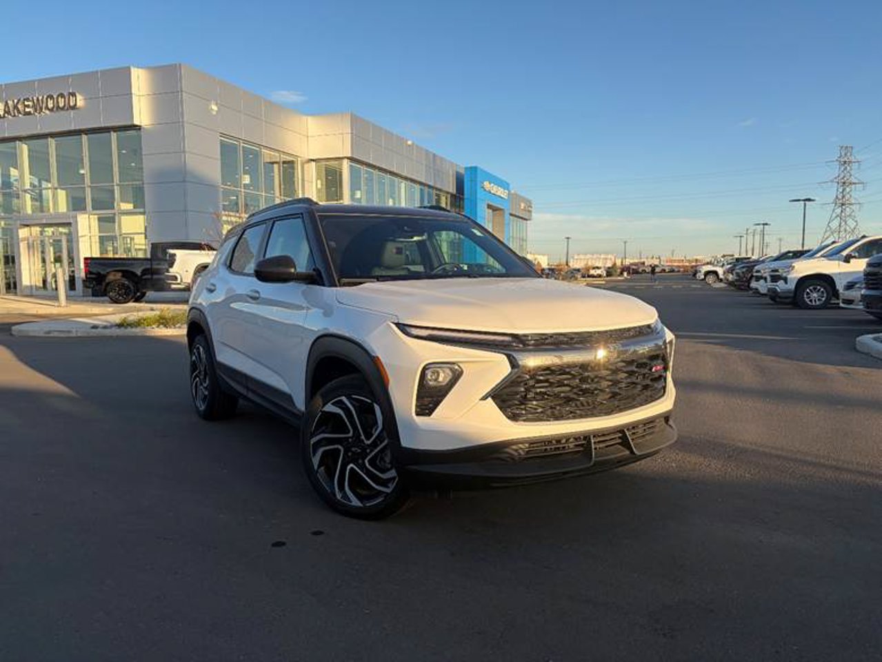2026 Chevrolet Trailblazer AWD 4dr RS White Sherwood Park - photo #1