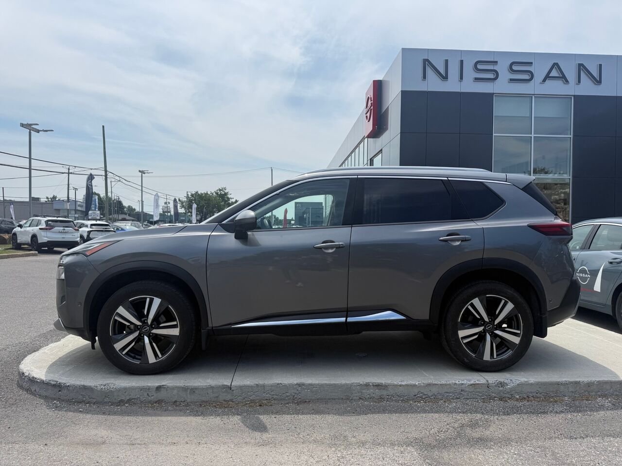 2022 Nissan Rogue Grey Châteauguay - photo #1