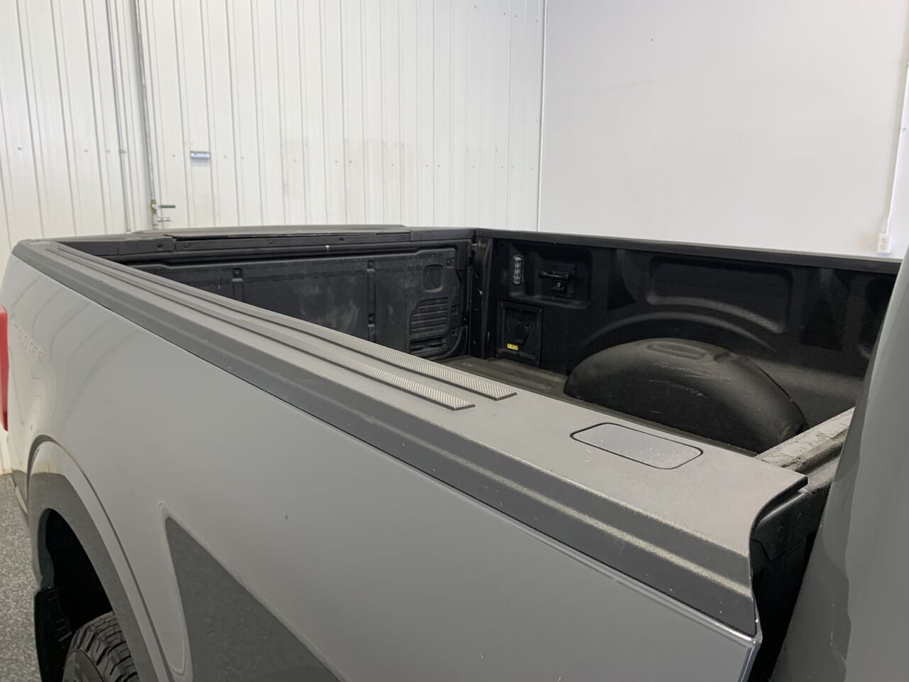 2021 Ford F-150 XLT cabine SuperCrew 4RM caisse de 6,5 pi Grey Châteauguay - photo #7