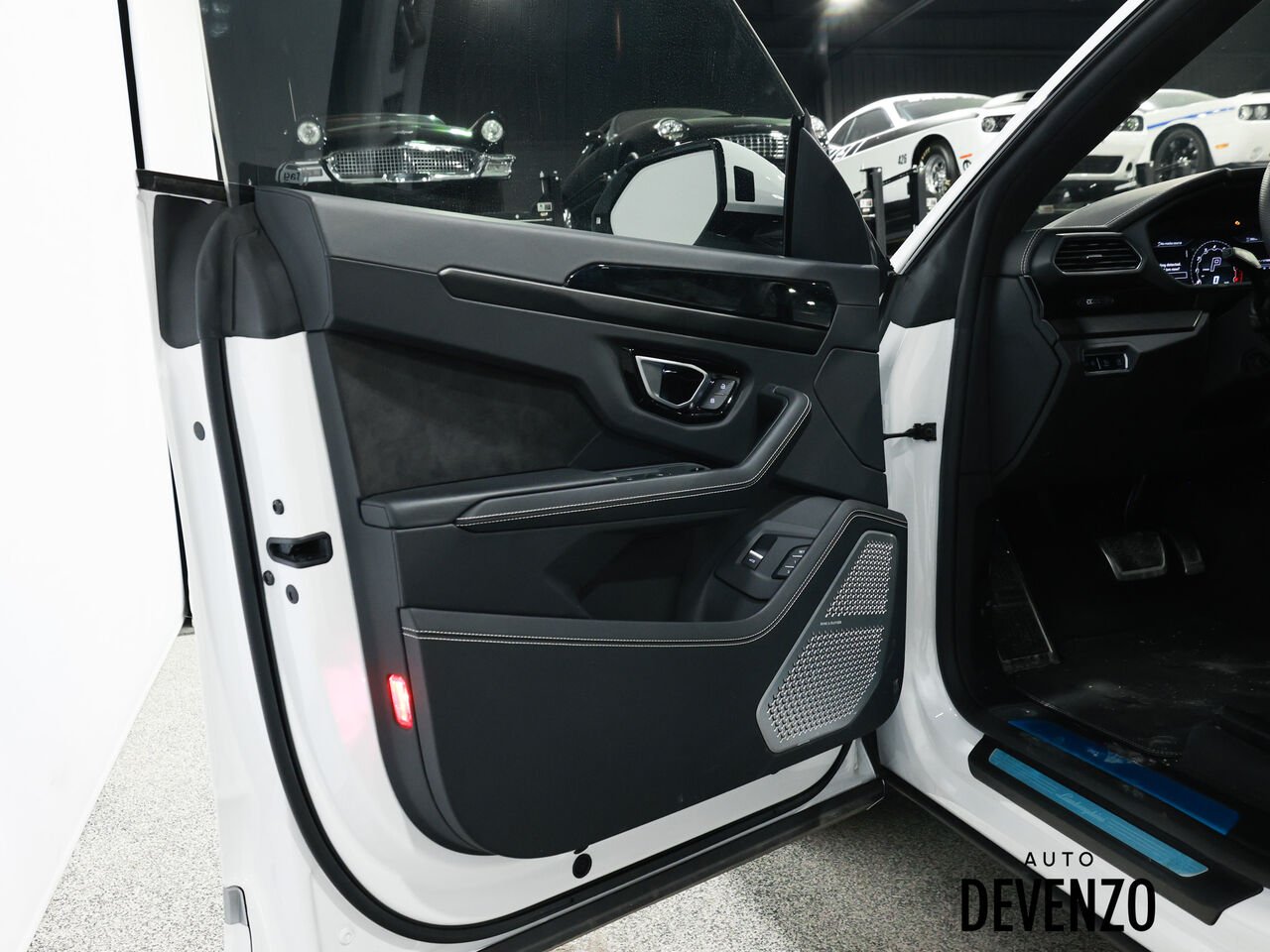 2022 Lamborghini Urus White Saint-Eustache - photo #11