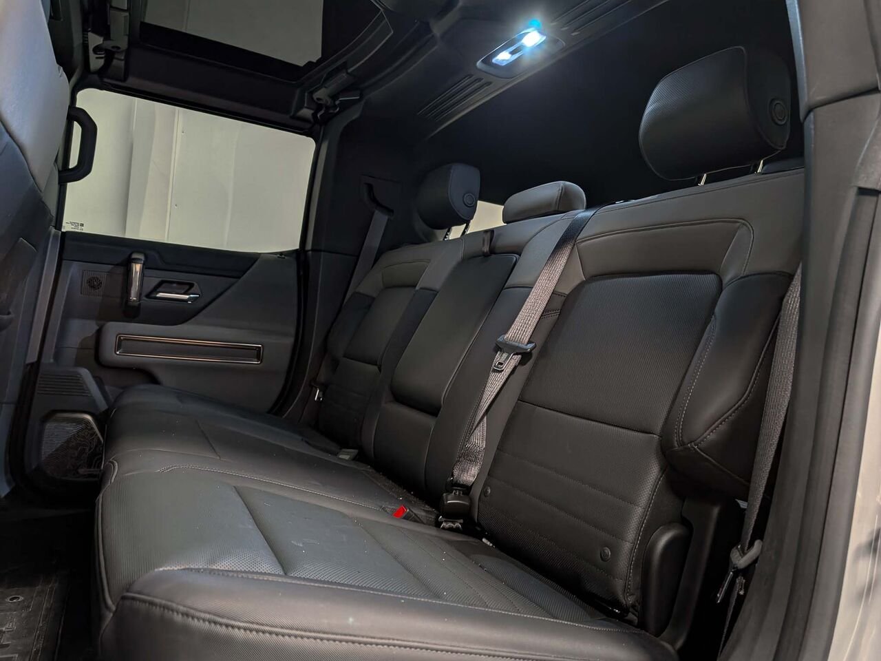 GMC Hummer SUV e4WD 2X Supercruise 2025 gray Sherbrooke - photo #10