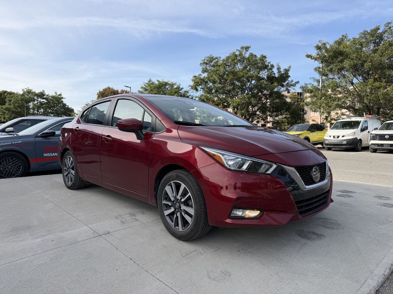2021 Nissan Versa Red Châteauguay - photo #3